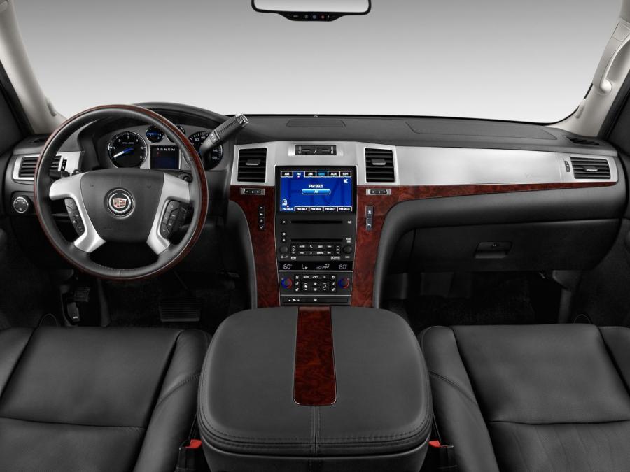  Cadillac Escalade EXT 2006 года  (фото 12 из 12)